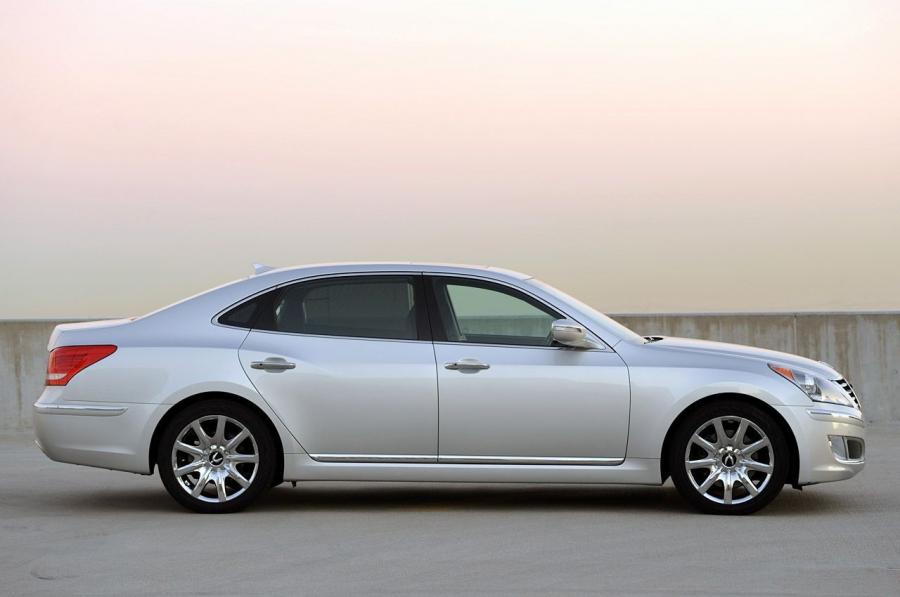 Hyundai Equus Ultimate 2011 года  (фото 85 из 119)